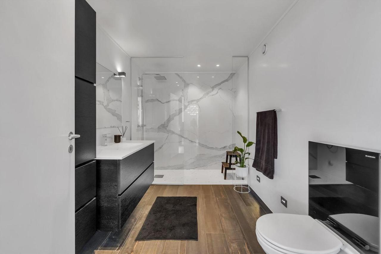Kais Sauna, Jacuzzi, Cinema And Balcony House! Central Location Тромсё Экстерьер фото