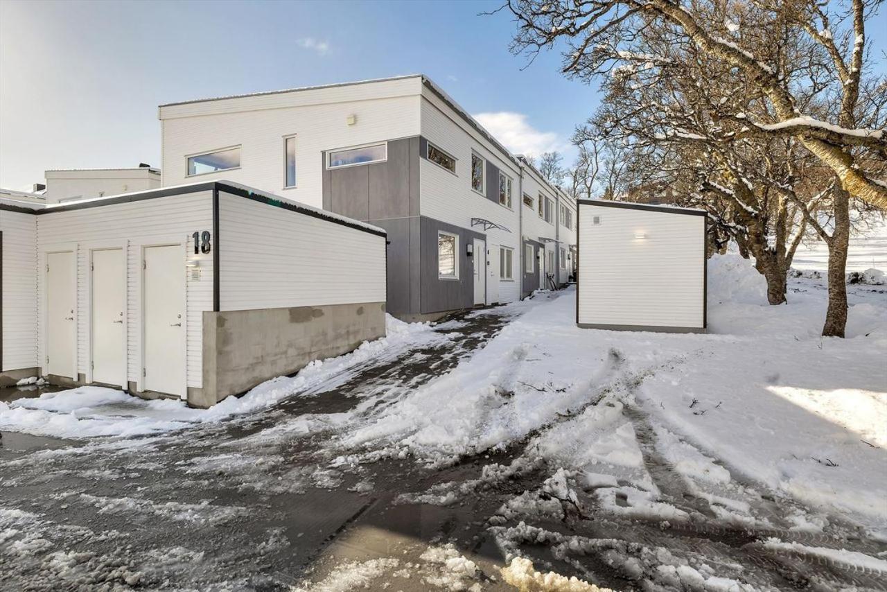 Kais Sauna, Jacuzzi, Cinema And Balcony House! Central Location Тромсё Экстерьер фото