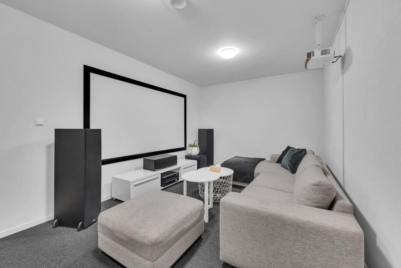 Kais Sauna, Jacuzzi, Cinema And Balcony House! Central Location Тромсё Экстерьер фото