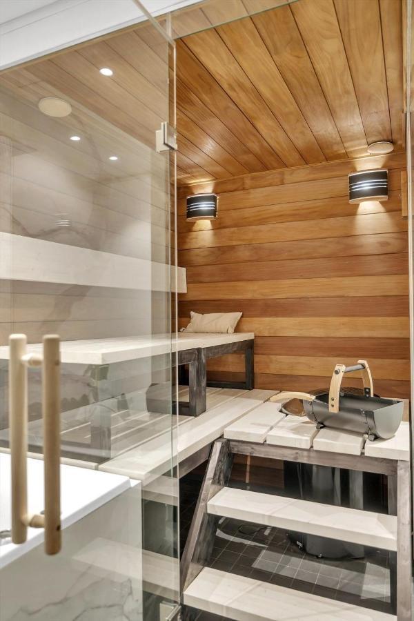 Kais Sauna, Jacuzzi, Cinema And Balcony House! Central Location Тромсё Экстерьер фото